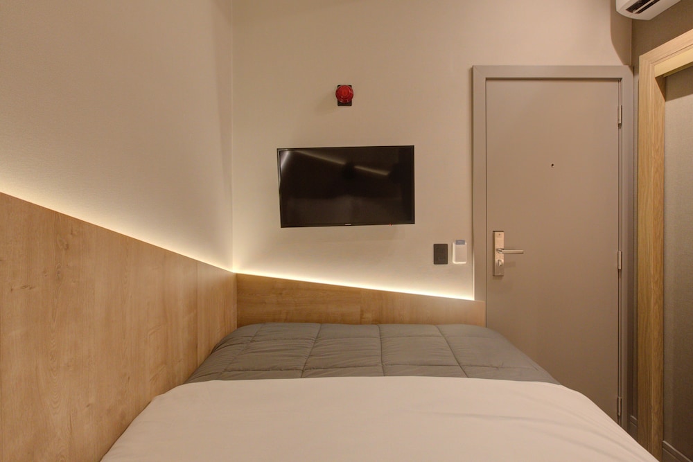 Fast Sleep Suites by Slaviero Hoteis - Aeroporto 28/60