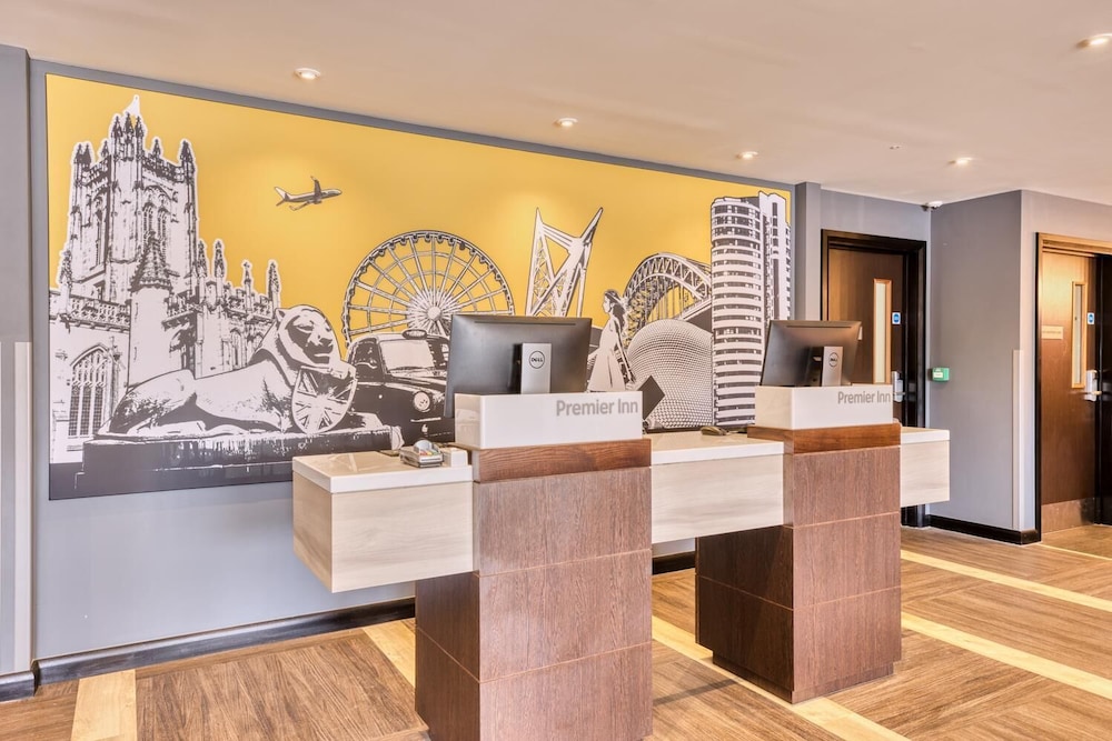Lobby at Premier Inn Bristol Cribbs Causeway, BRISTOL