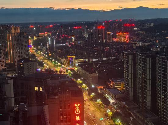 Vienna International Hotel (Mianyang High Speed Railway Station) 49/49