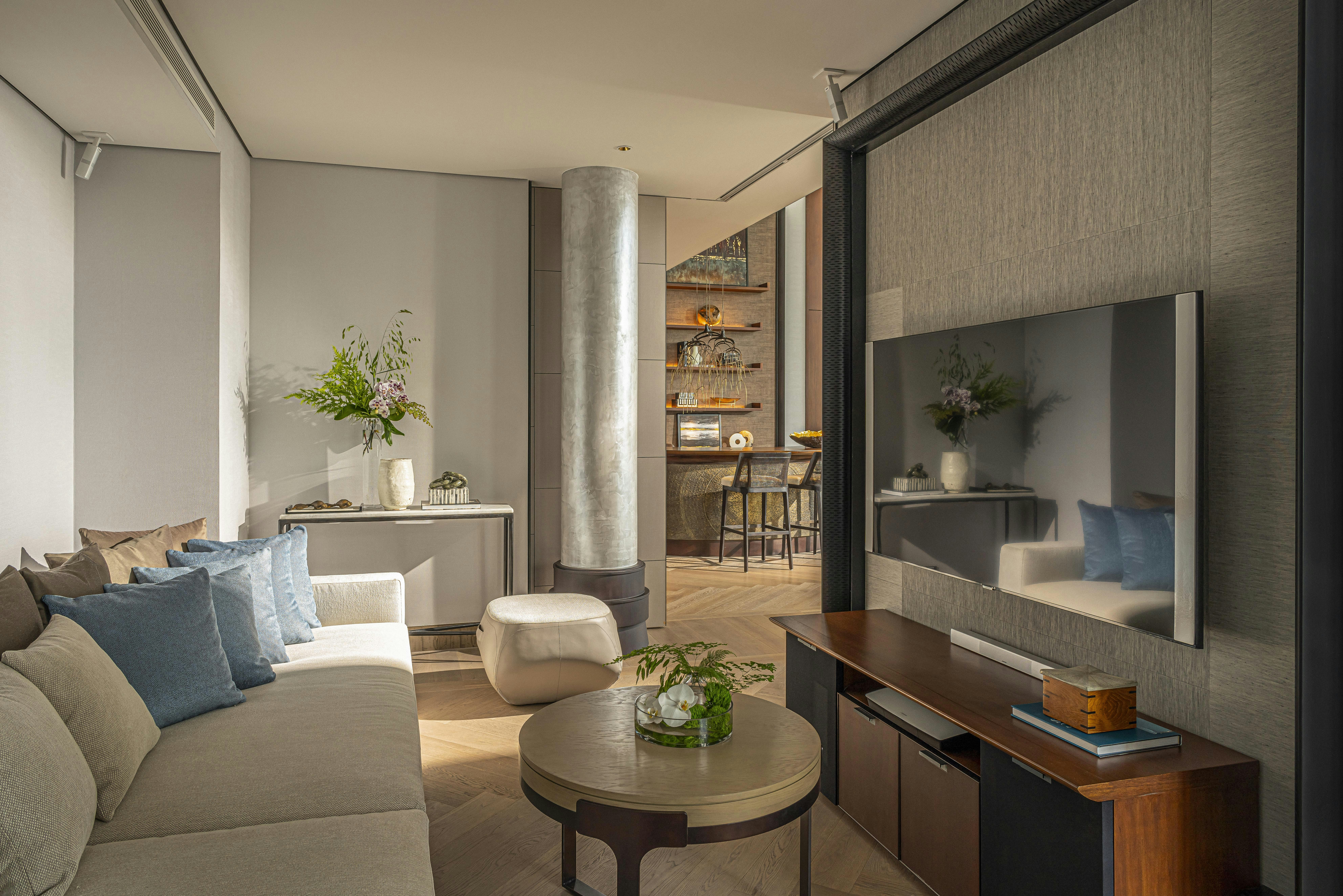 Four Seasons Hotel Bangkok at Chao Phraya River 15/35