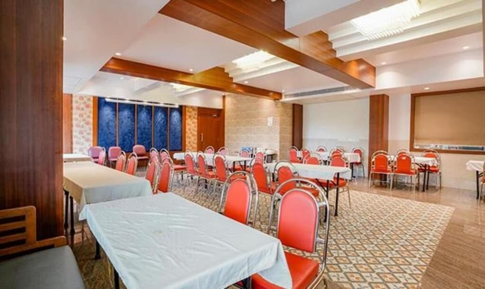 Hotel Srikrishna Paradise 35/46
