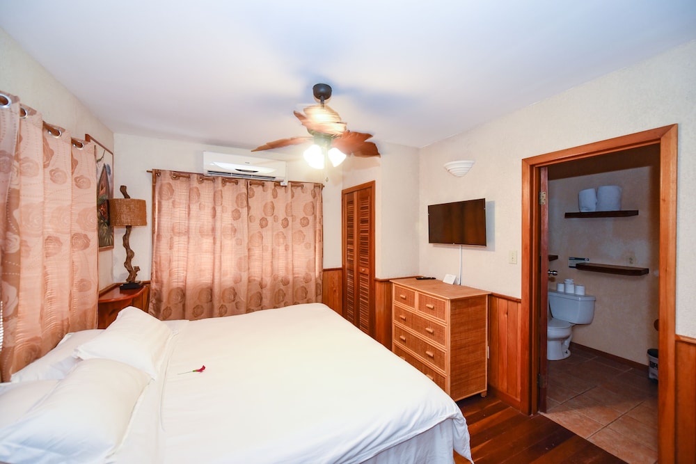 Captain Morgans Retreat 29/80