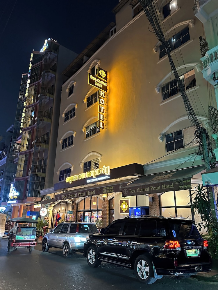 Best Central Point Hotel 63/72