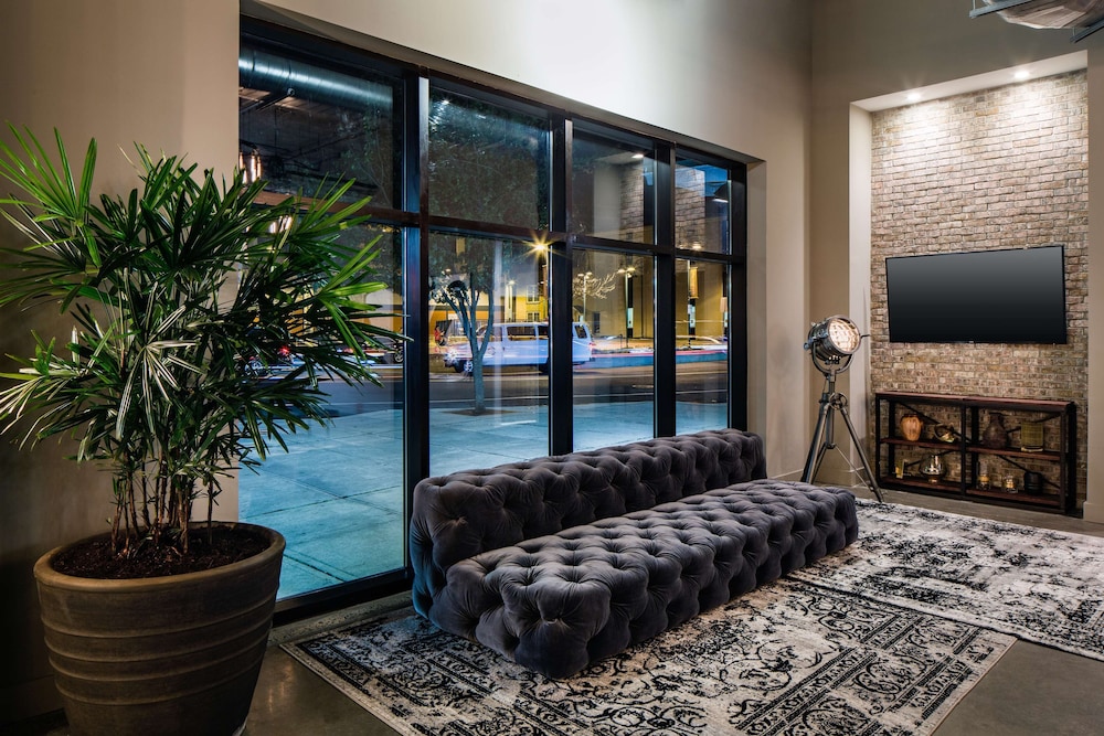 Watt Hotel Rahway, Tapestry Collection by Hilton 33/69