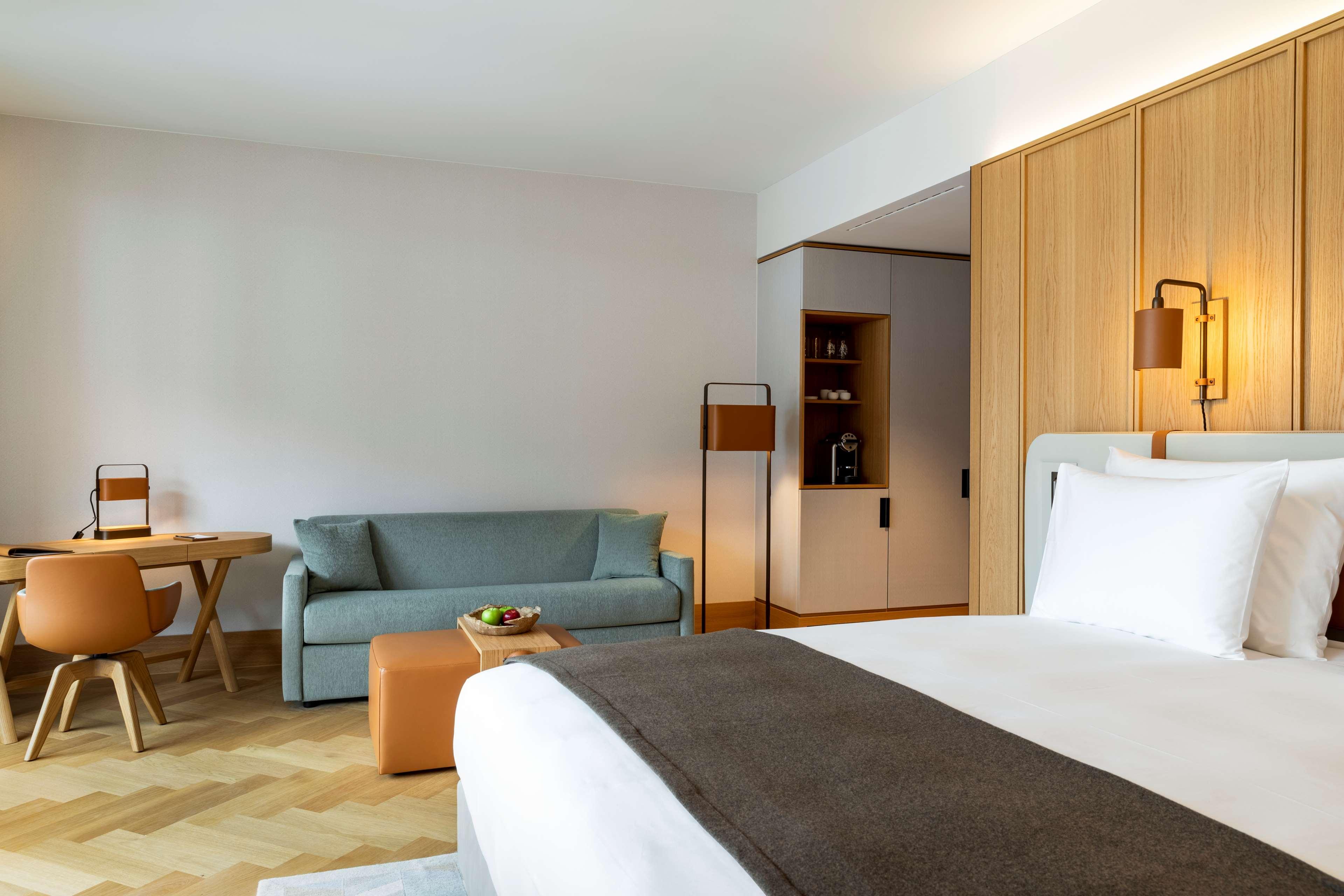 Premier, Double Bed, Kempinski Palace Engelberg 5/10
