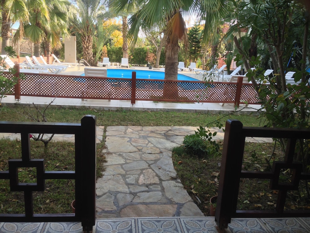 Kutle Hotel 7/40