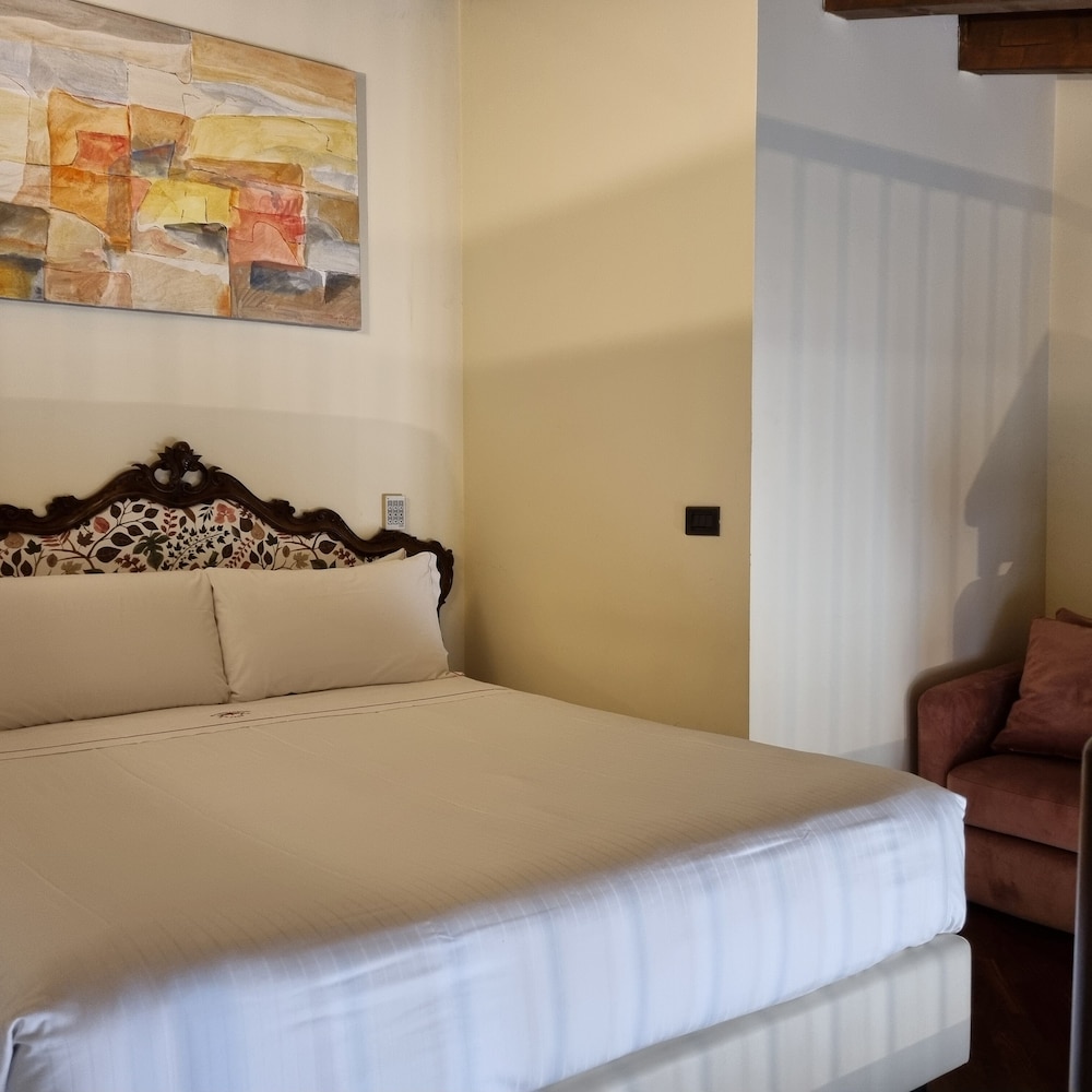 Apartment, King Bed