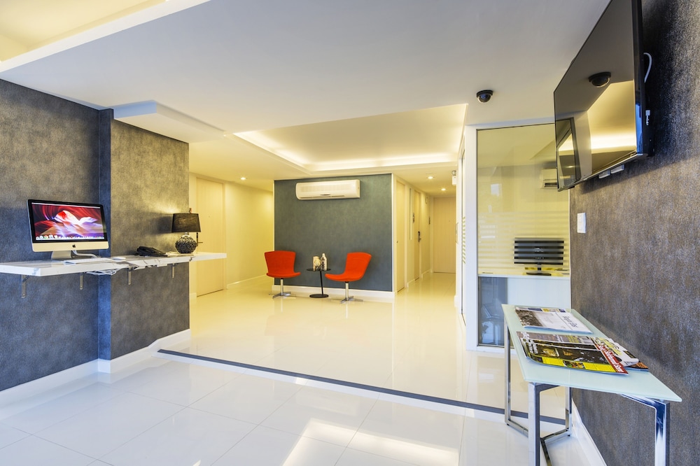 Solo Express Sukhumvit 81 7/57