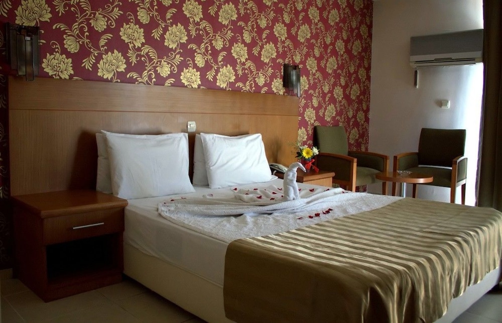 Surtel Hotel 16/41
