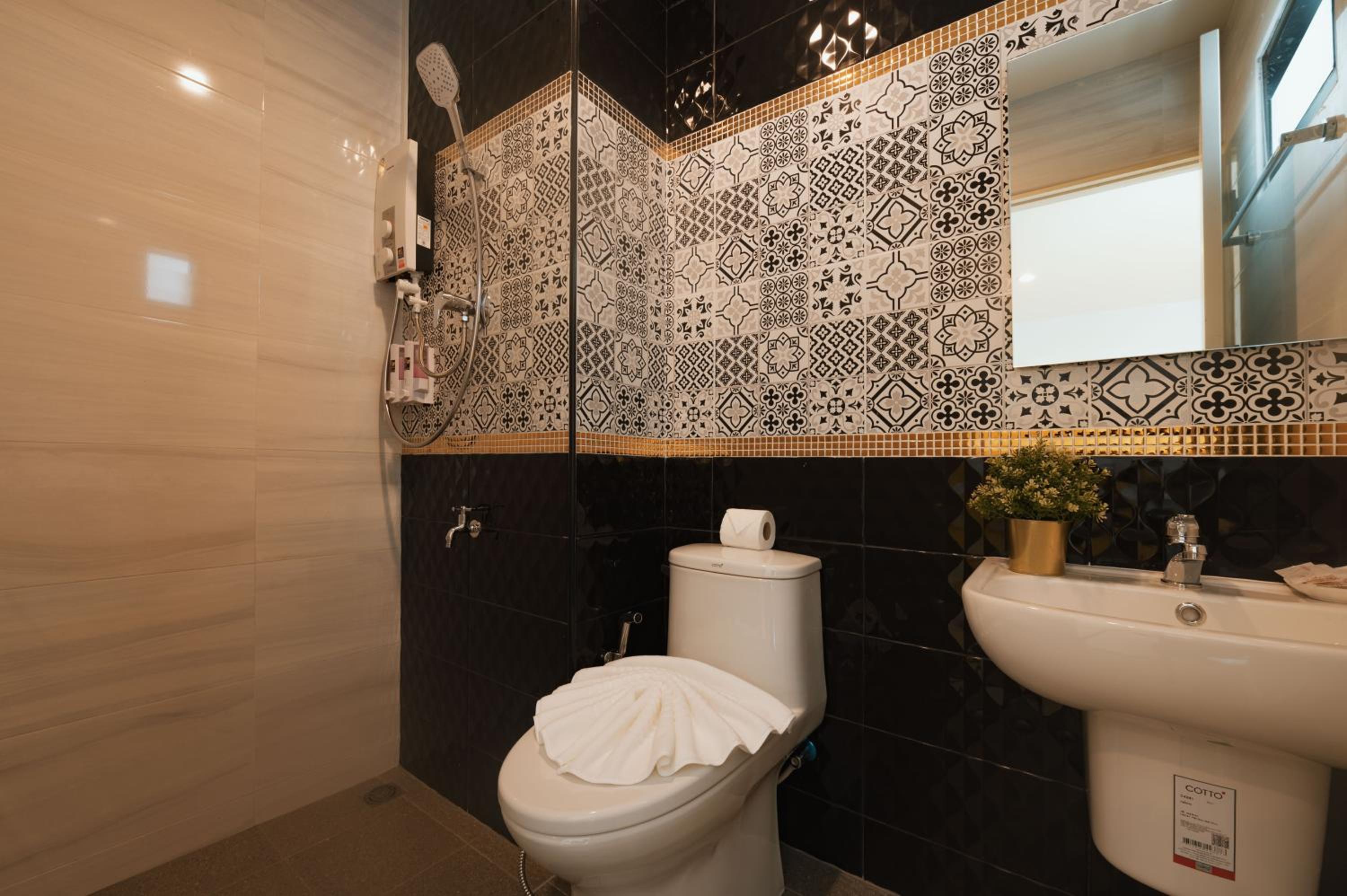 Chanita Hotel Chumphon 42/42