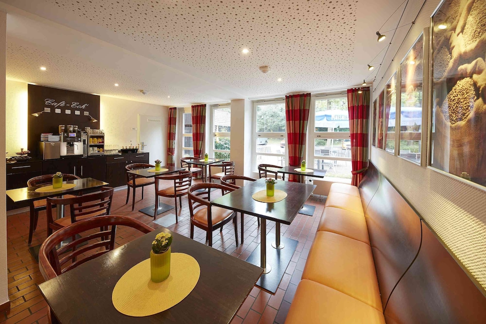 GHOTEL HOTEL & LIVING KIEL 55/73