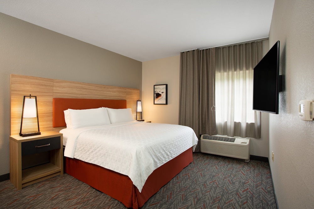 Candlewood Suites Apex Raleigh Area 20/50