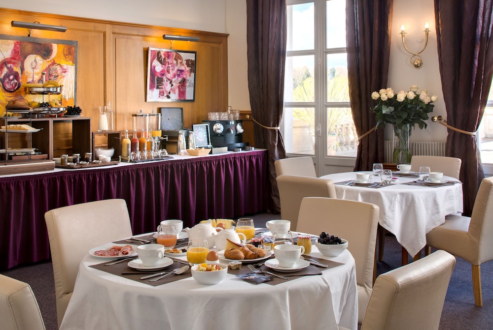 Domaine Et Golf De Vaugouard 27/50