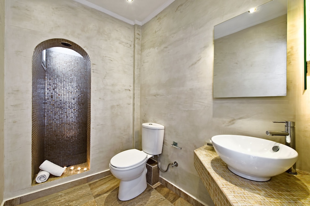 Gianna Suites 40/43