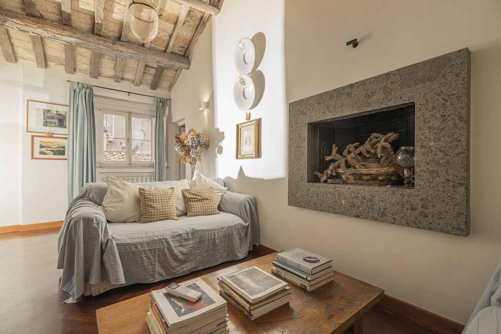 Campo de' Fiori 34 30/50