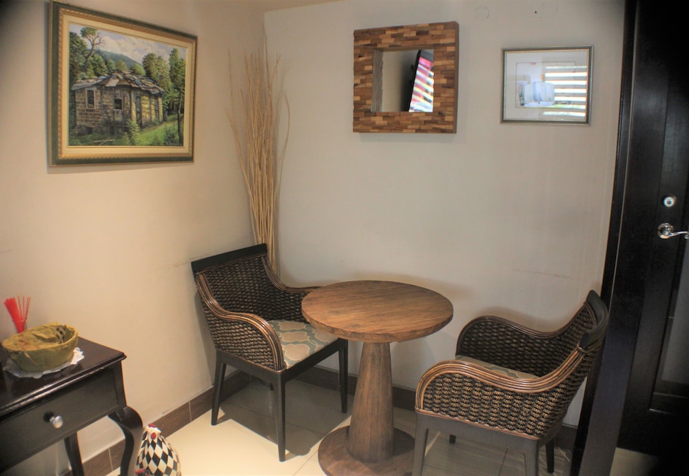 Altamont Court Hotel 44/73