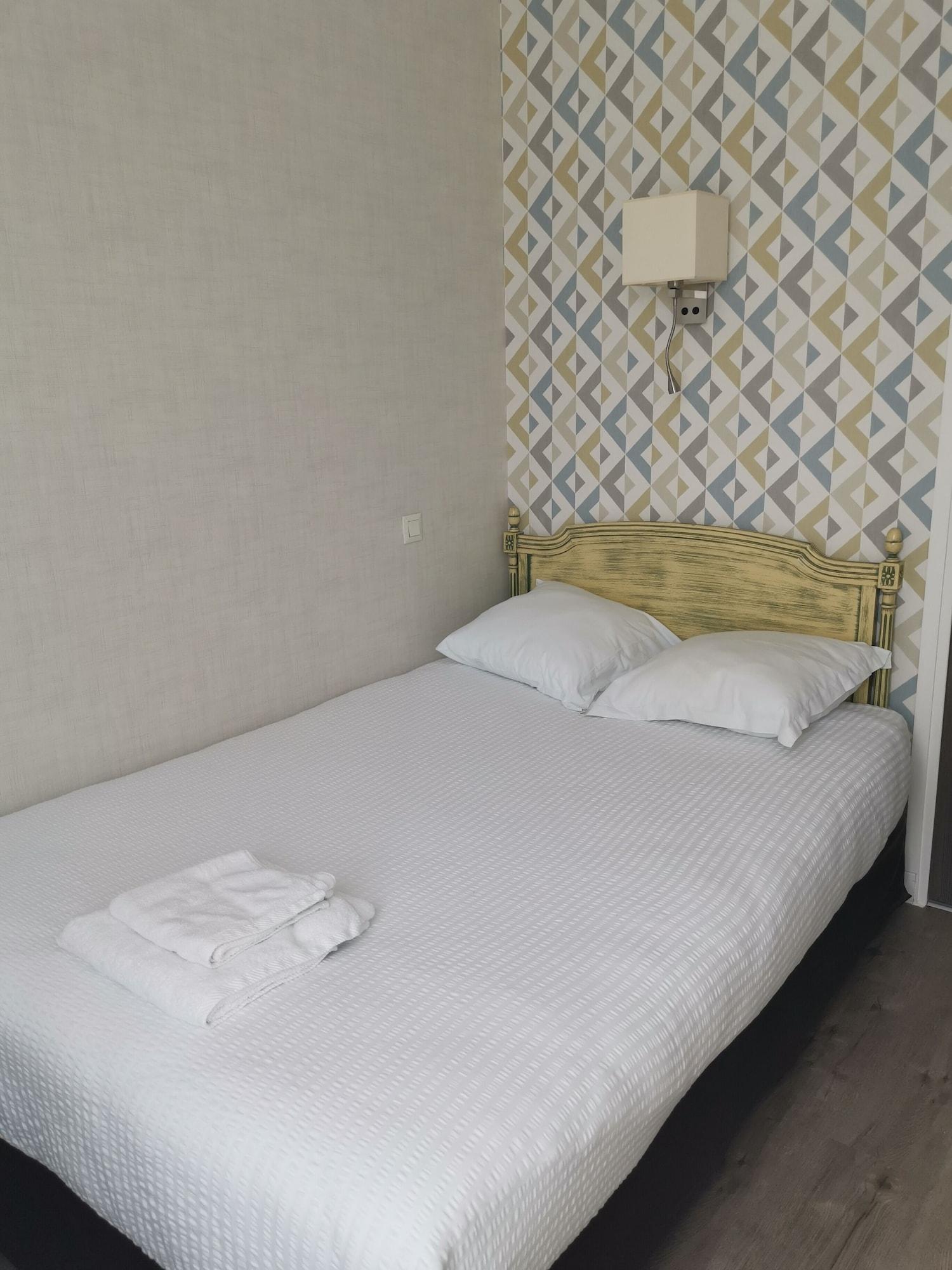 Hotel De La Gare Troyes Centre 11/55