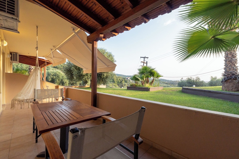 Kelyfos Hotel Bungalows and Suites 21/50