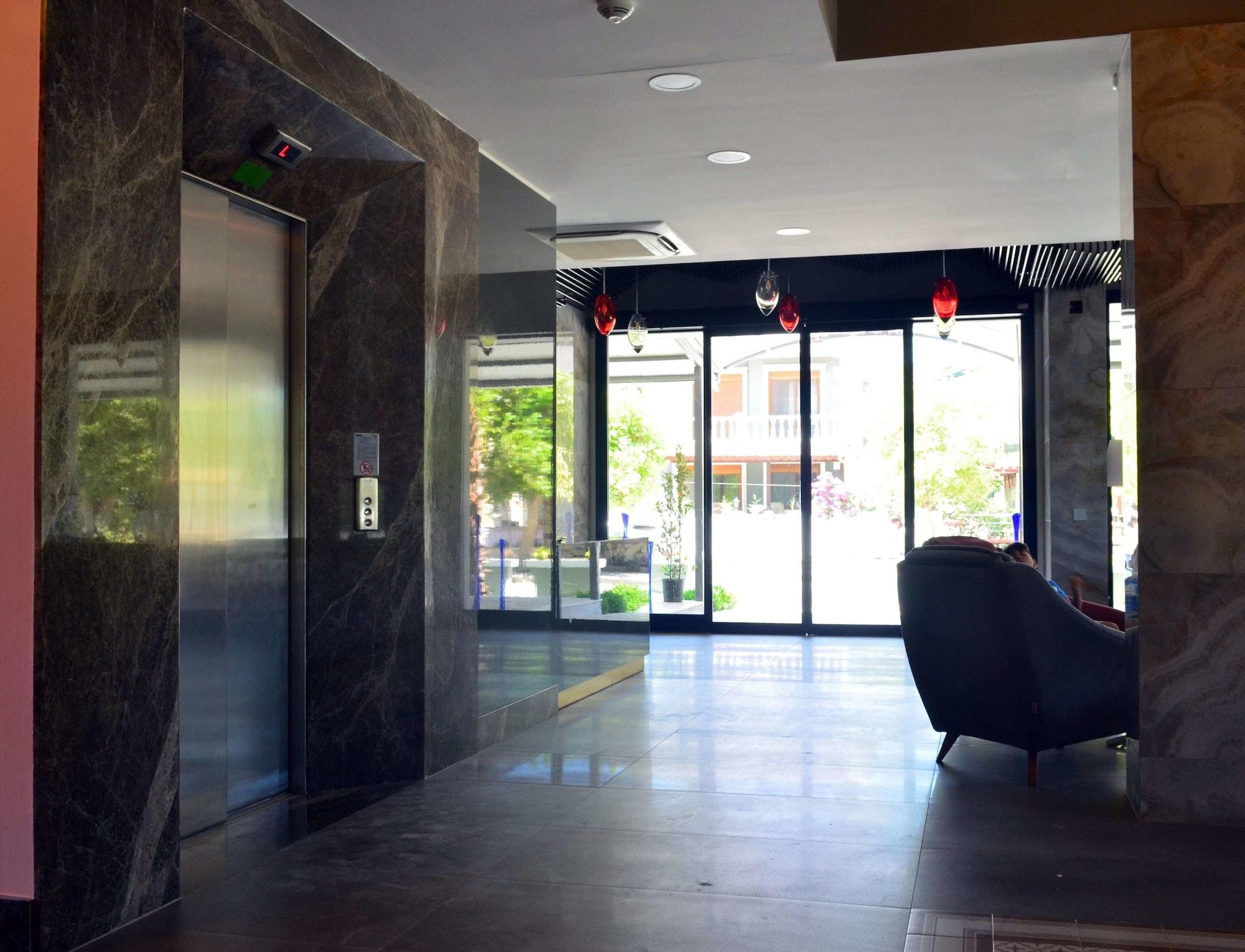 Ferush Otel 8/50