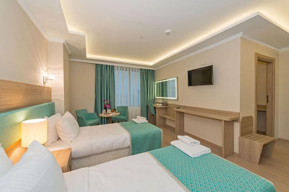 Room at The Ottoman City Hotel, ISTANBUL
