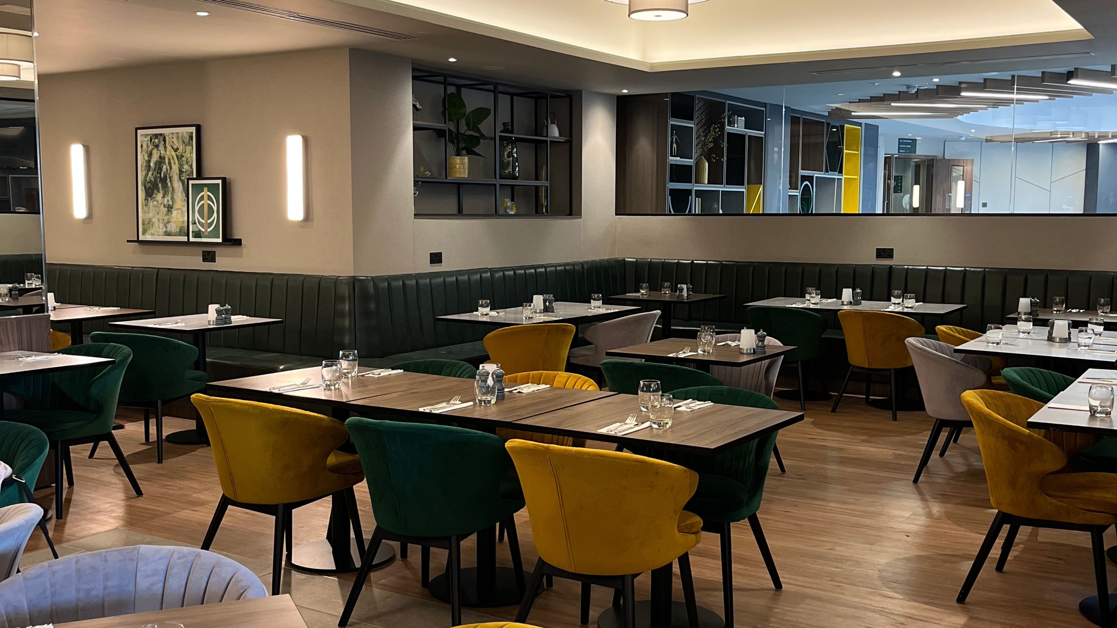 Holiday Inn London Gatwick Worth 32/50