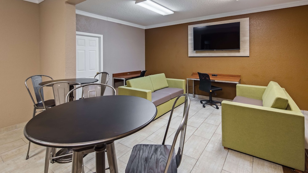 SureStay Hotel by Best Western Helen Downtown 29/29