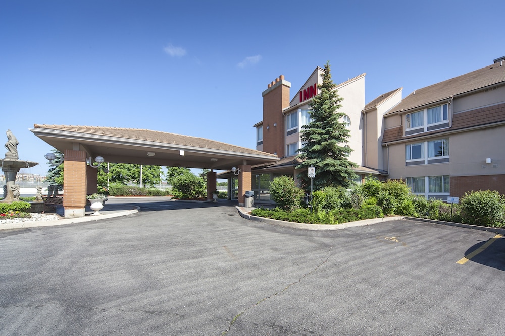 Monte Carlo Inn Oakville Suites 61/68