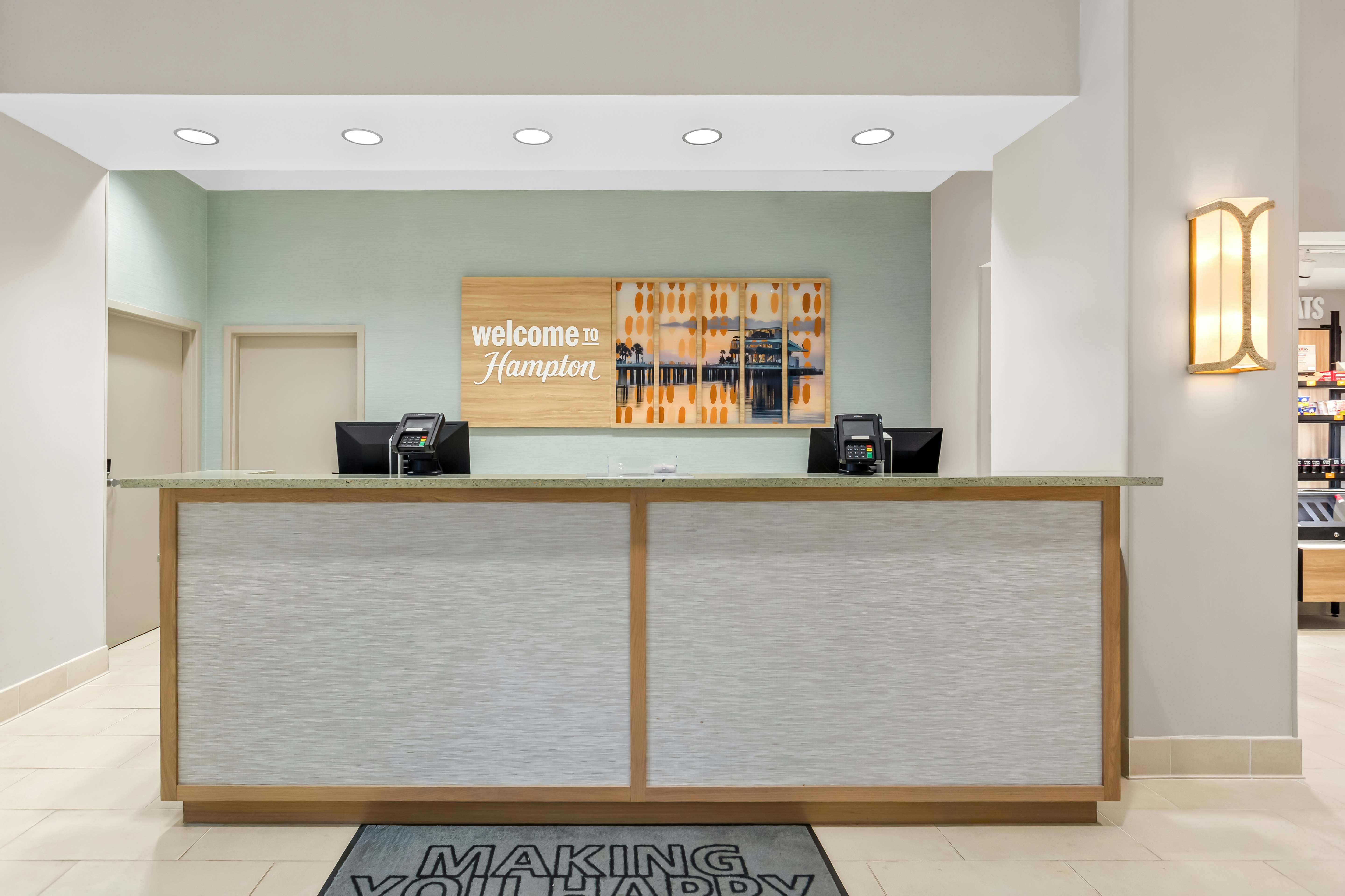 Hampton Inn & Suites St. Petersburg - Downtown photo4