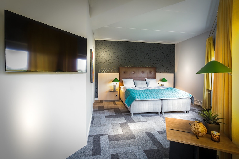 Lautruppark Hotel 34/61