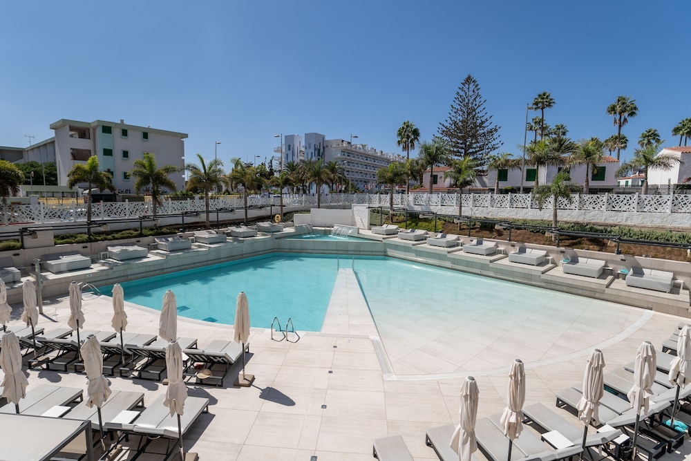 Caserio Hotel 50/55