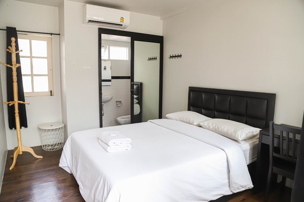 SUPERIOR, DOUBLE BED