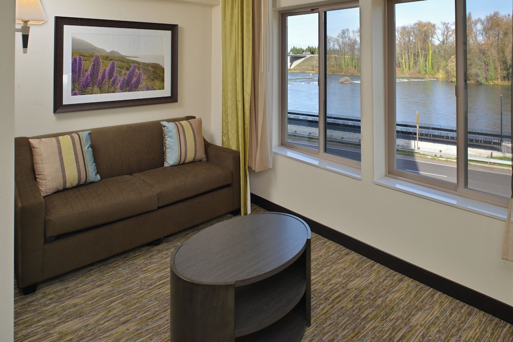Candlewood Suites Eugene Springfield 25/48