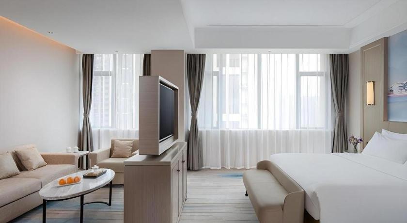 Venus Royal Hotels (Zhongshan Dongfeng Center) 13/50
