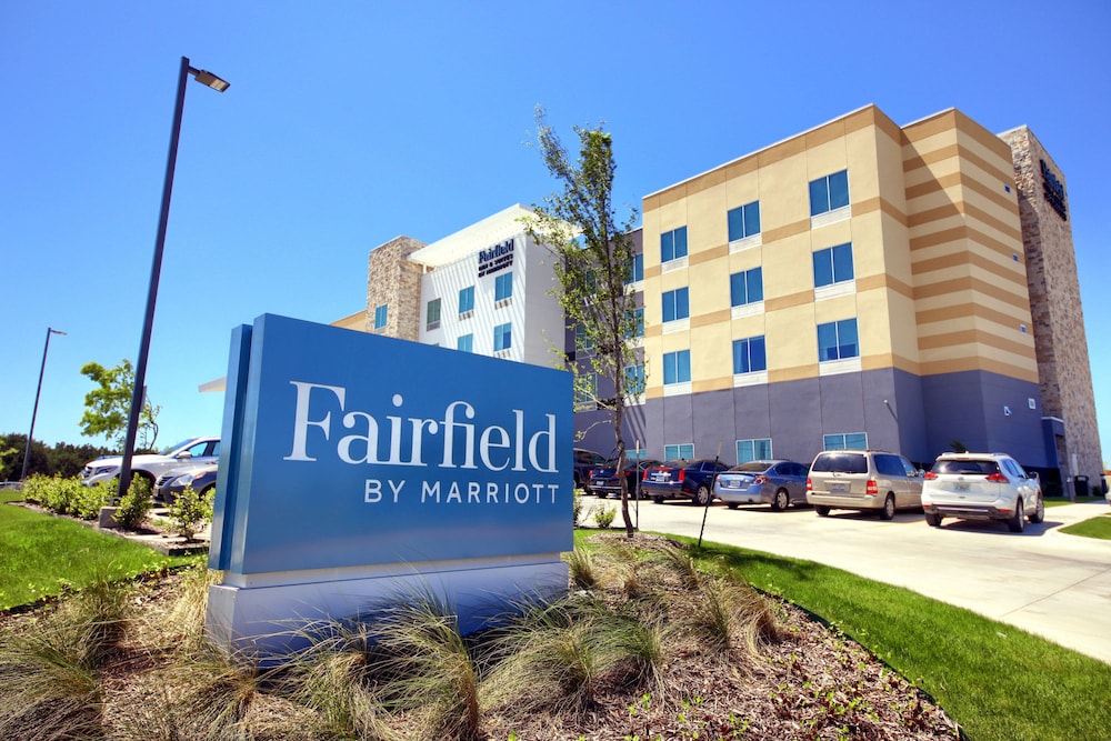 Fairfield Inn And Suites By Marriott Dallas Cedar Hill in CEDAR HILL - TX