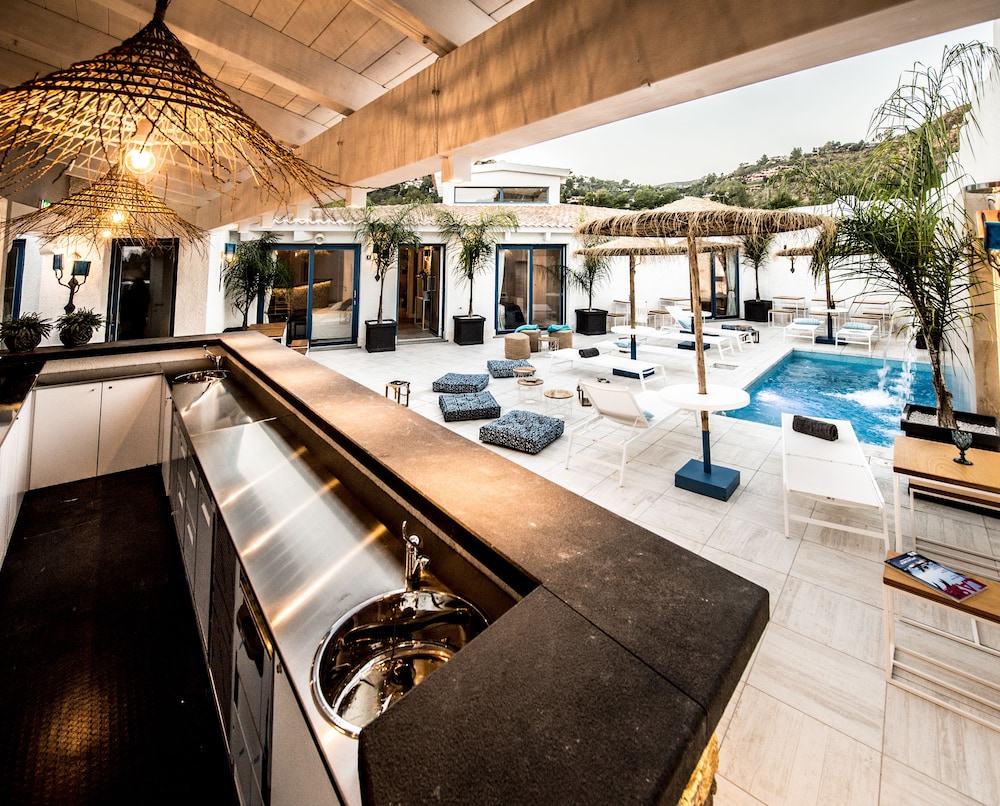 CAPO BLU BOUTIQUE HOTEL 44/62