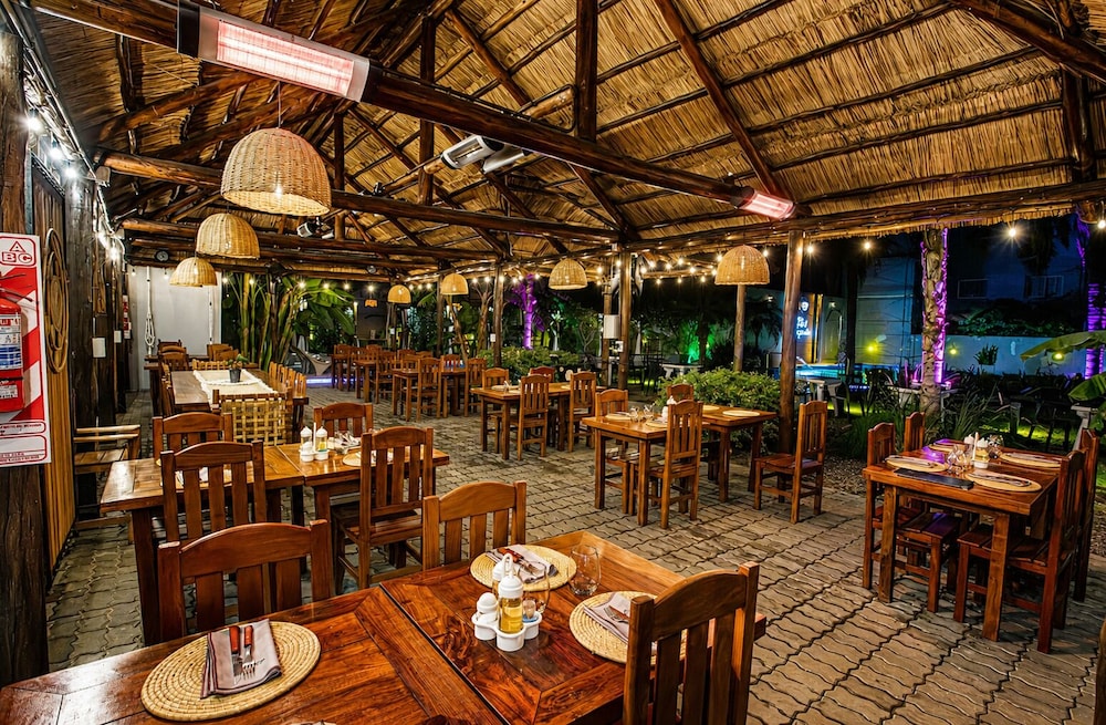 Hotel Emperatriz 55/72