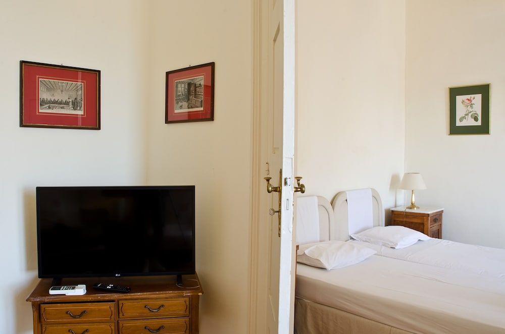 Hotel Omiros 24/50