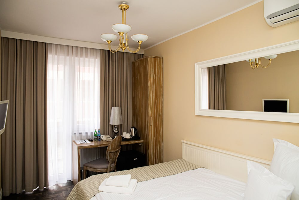 Hotel Wodnik 3/24