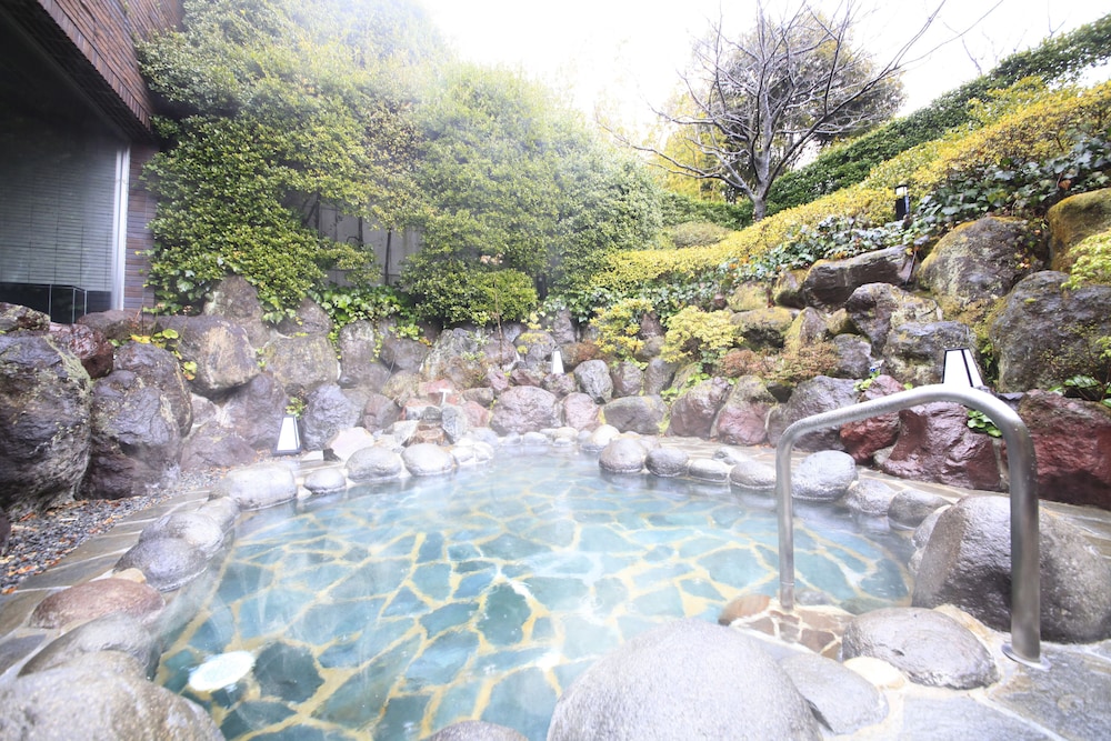 Yutorelo Atami 28/50