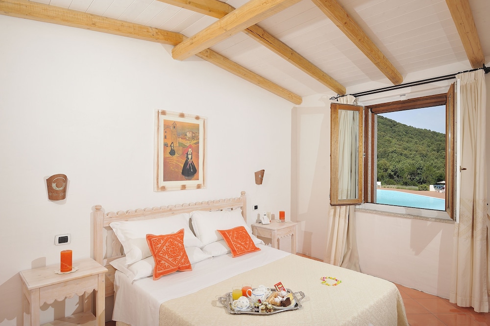Suite, Double Bed