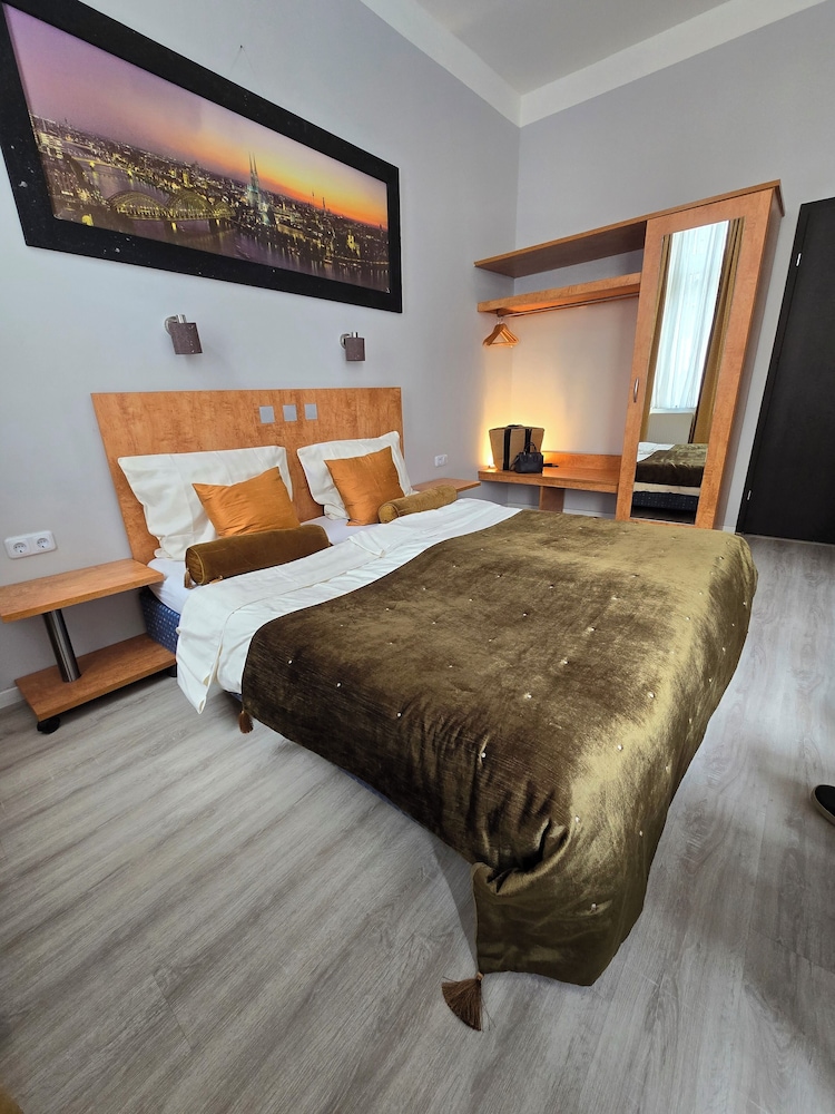City Hotel Storch 25/59