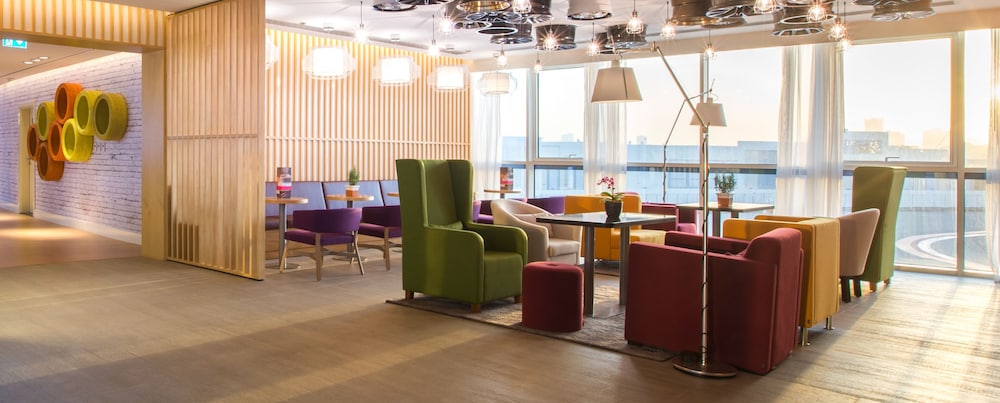 Park Inn By Radisson Dubai Motor City 59/76