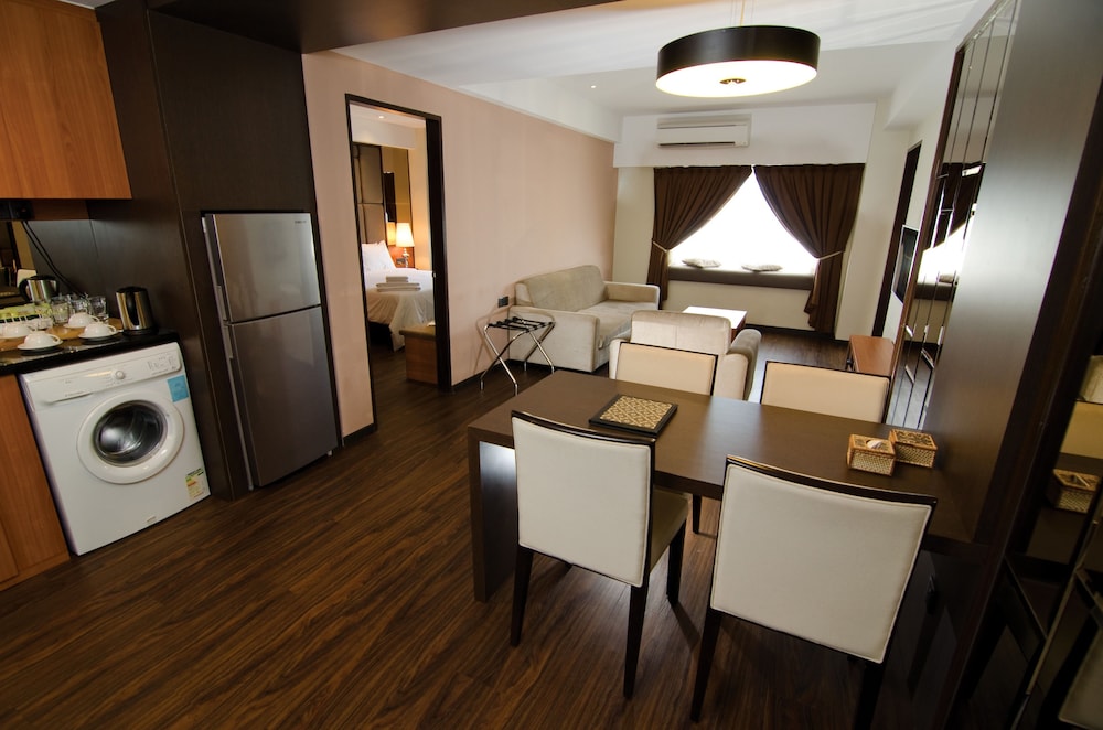 C Haya Hotel 26/44
