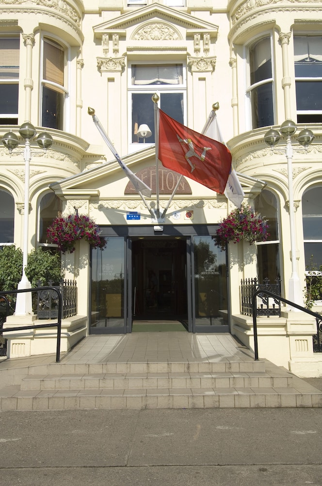 Sefton Hotel 34/50