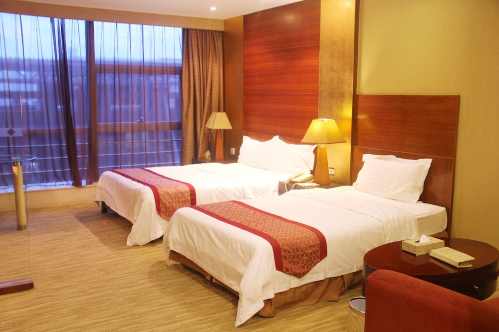 Golden Central Hotel 12/26