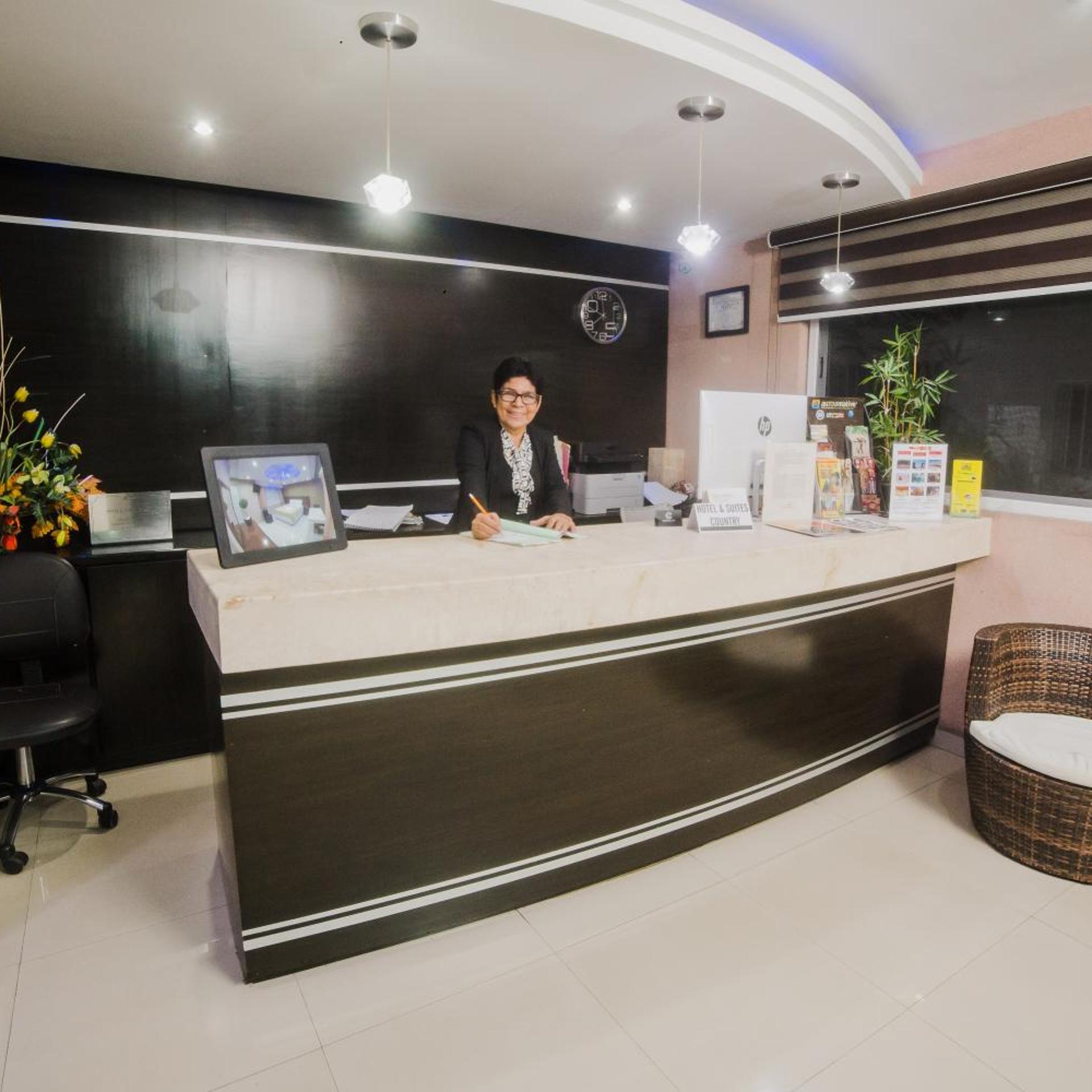 Hotel & Suites Country 6/50