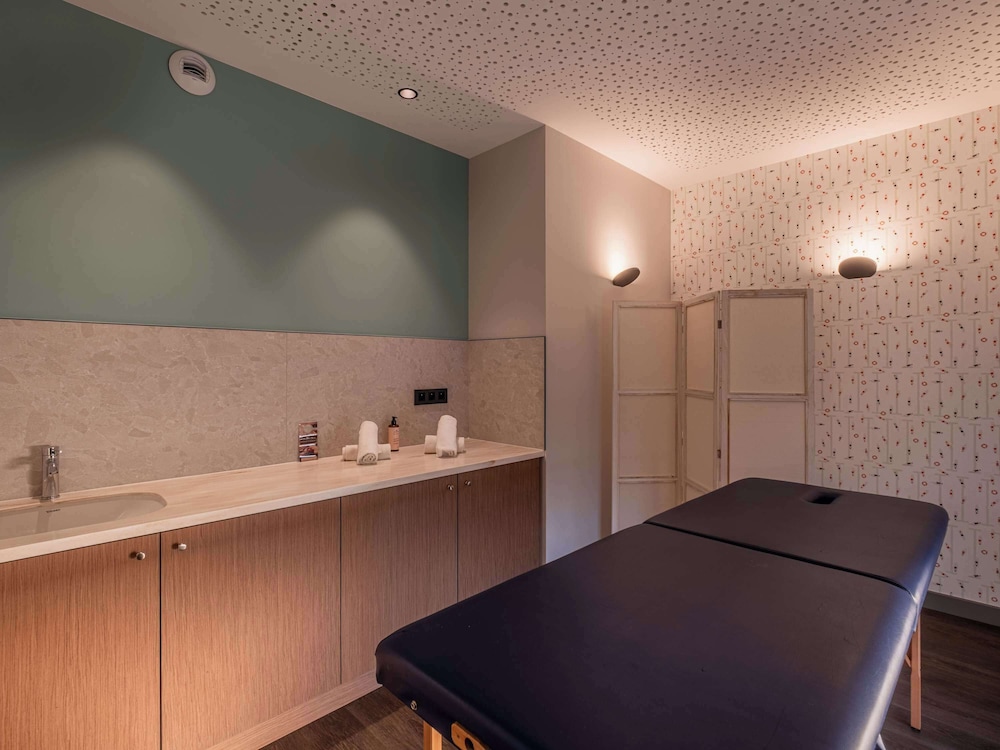 Mercure Le Mans Batignolles 41/68