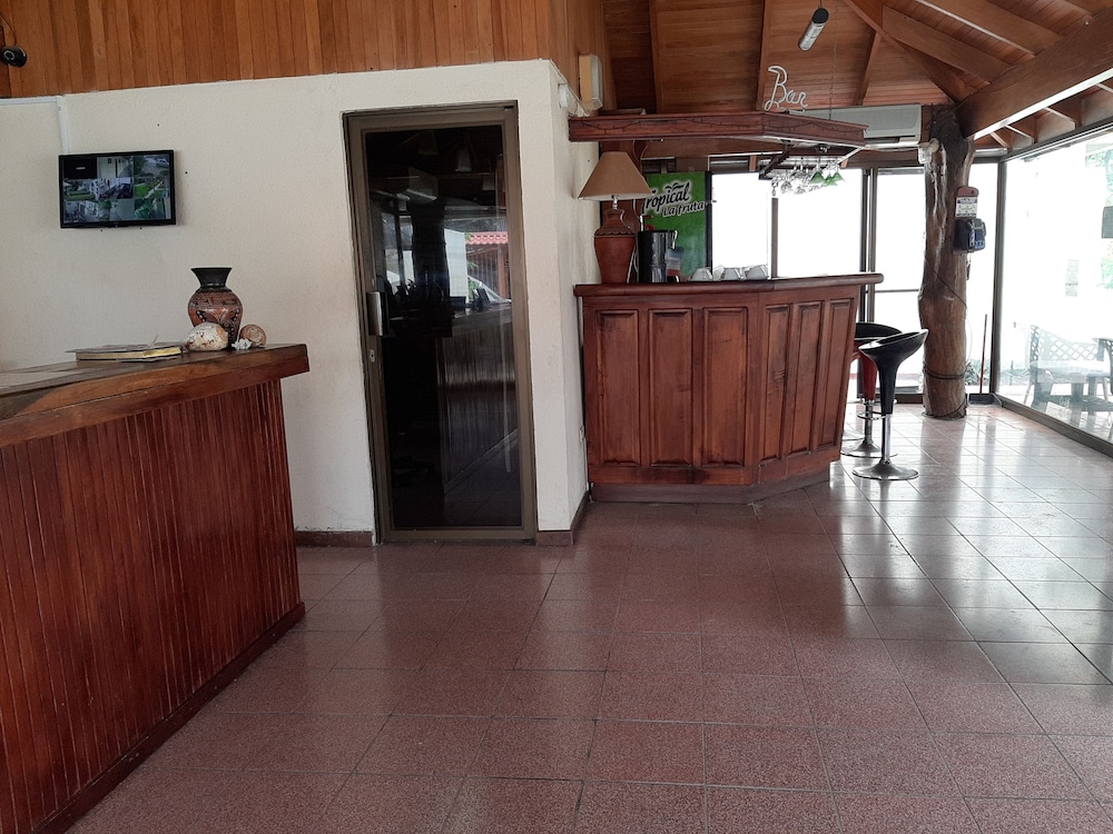 Samara Beach Hotel 8/49