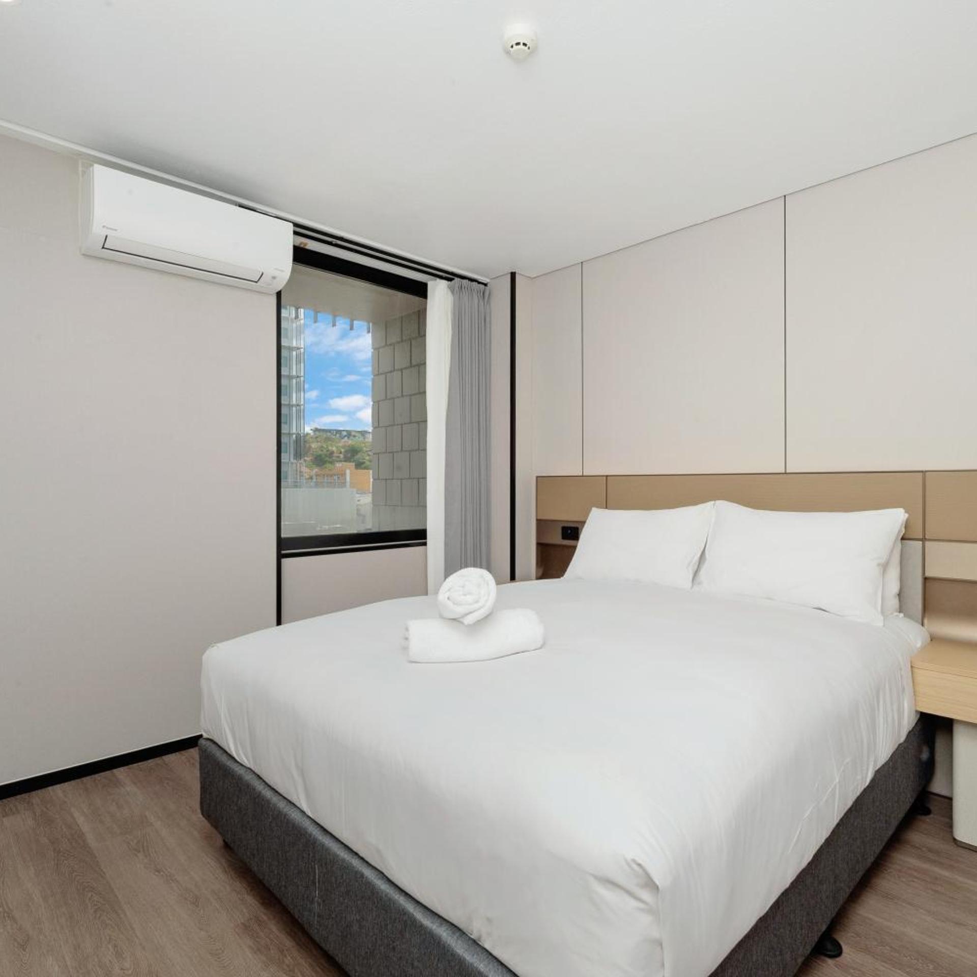 Suite, Queen Bed