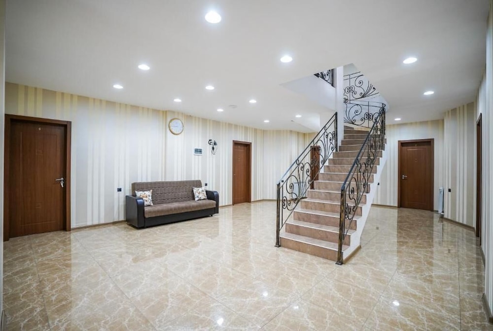 Natali Hotel 43/65